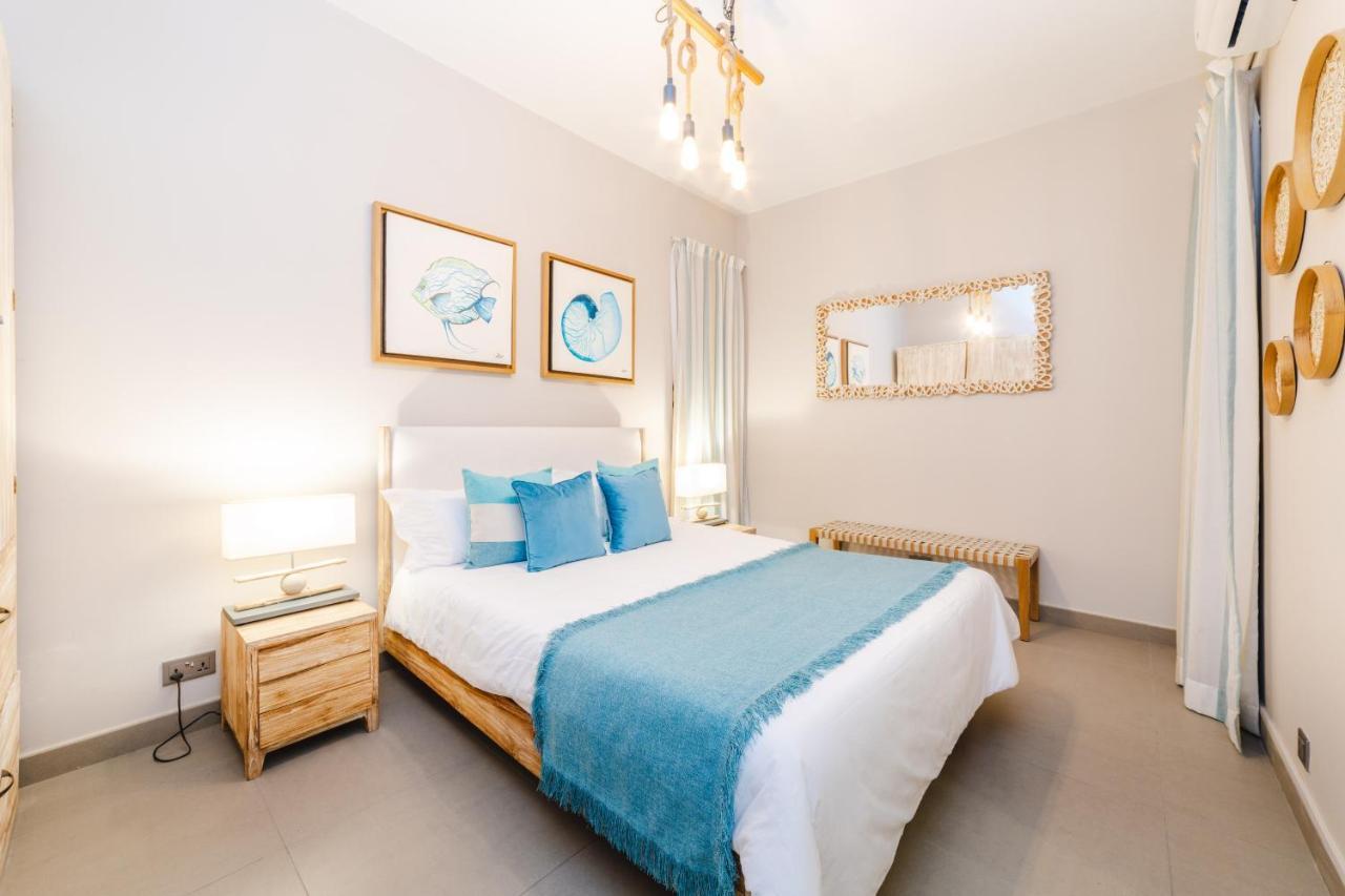 One Bay Residence Unit 15 - Penthouse With Private Roof Top, Jacuzzi And Sea View Grand-Baie Dış mekan fotoğraf